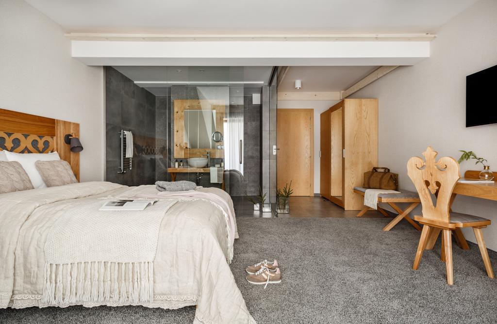 Premium Double Room Mountain View